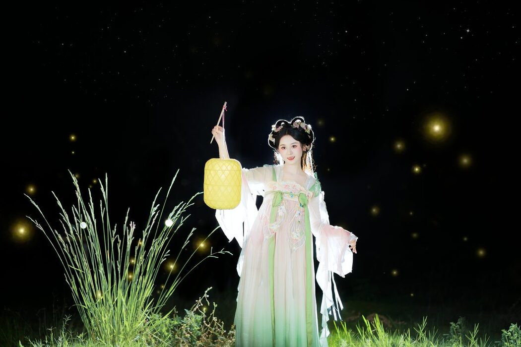YiTuYu艺图语 Vol.5562 Shu Pian Yoyi