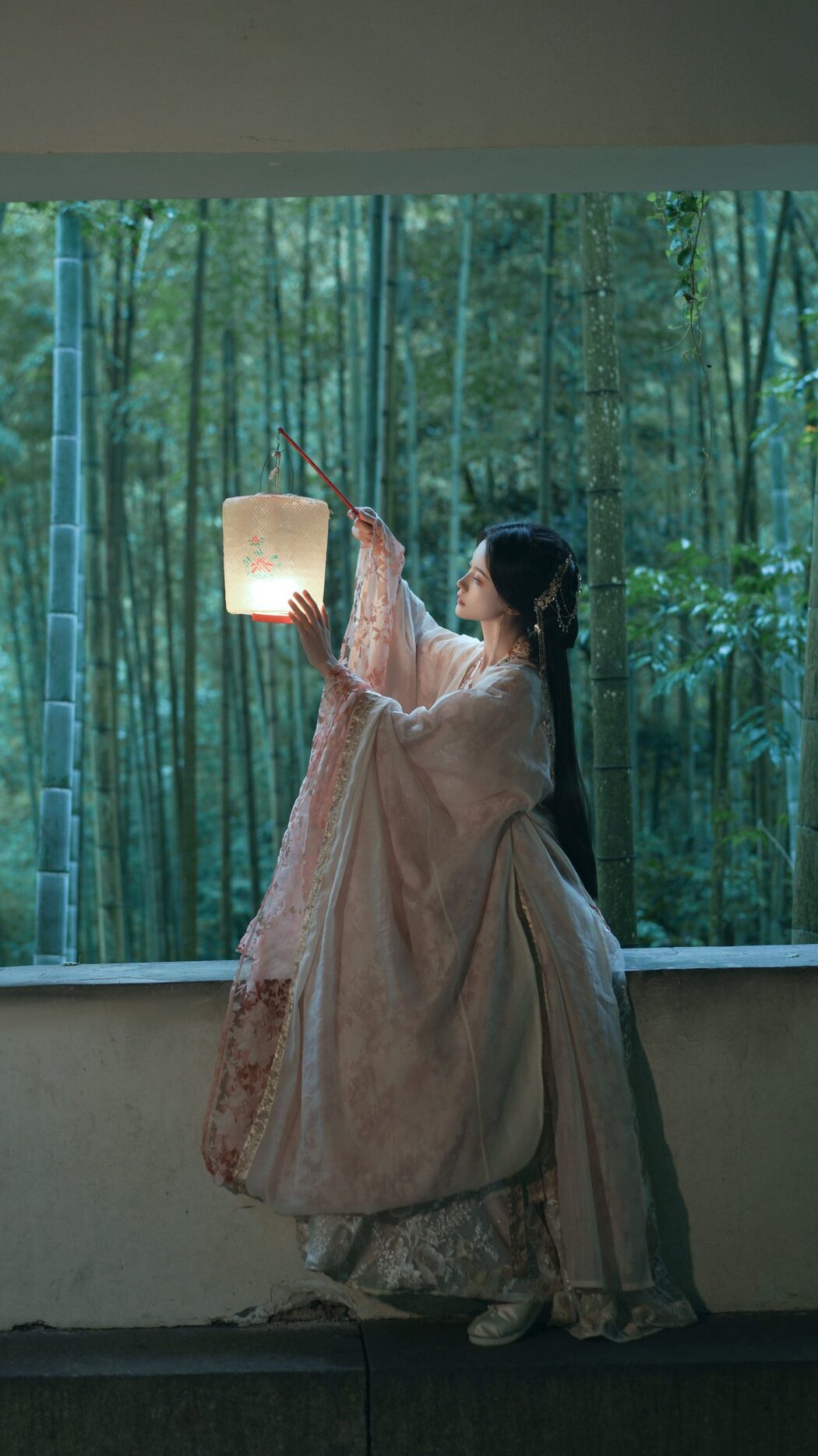 YiTuYu艺图语 Vol.5640 Zou Yu Tong