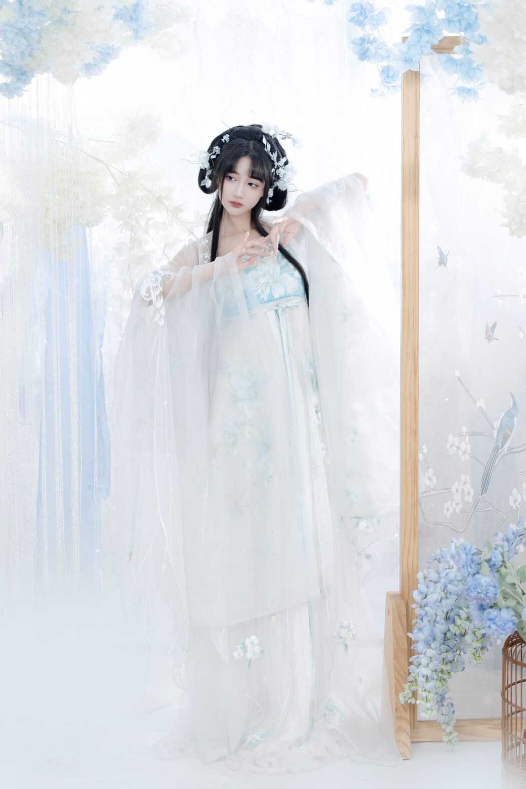 YiTuYu艺图语 Vol.5647 Qi Luo Sheng De Xiao Su Su