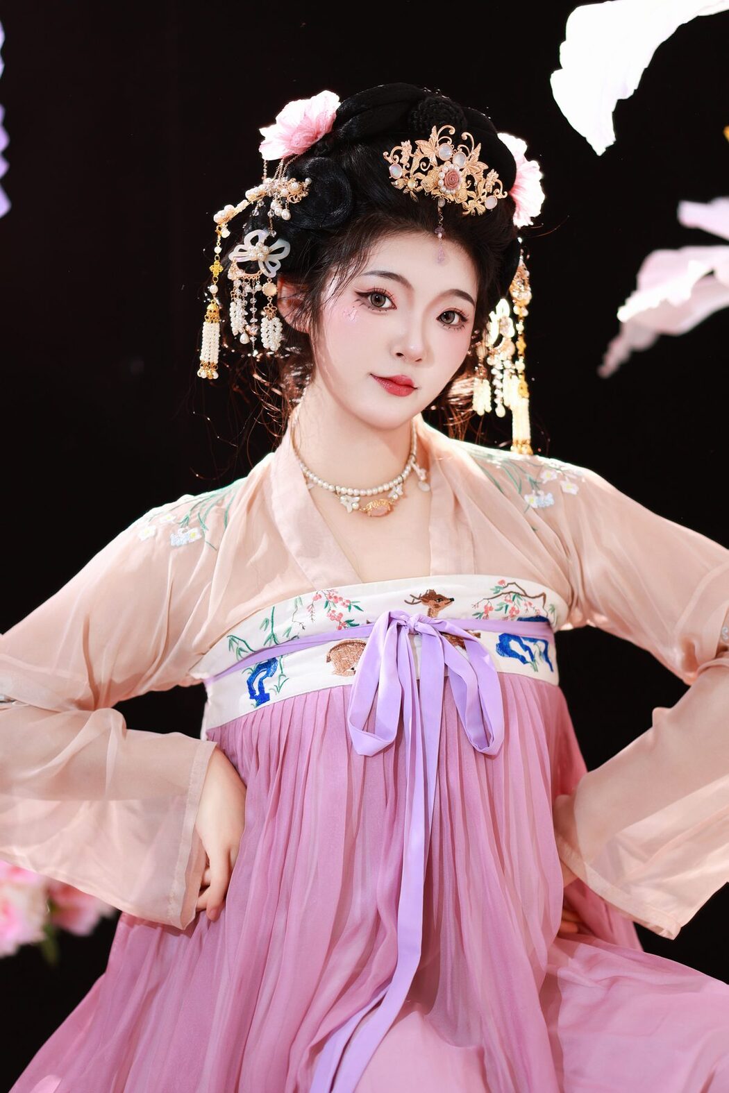 YiTuYu艺图语 Vol.5651 KaiLin Jiang