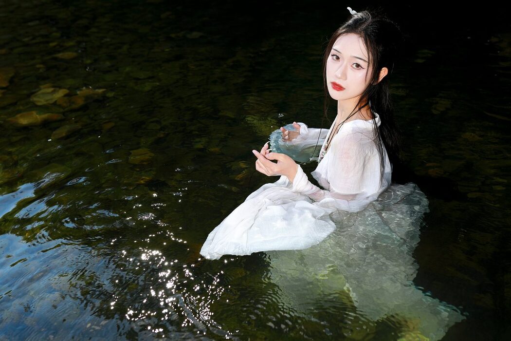 YiTuYu艺图语 Vol.5504 Chang Nian W
