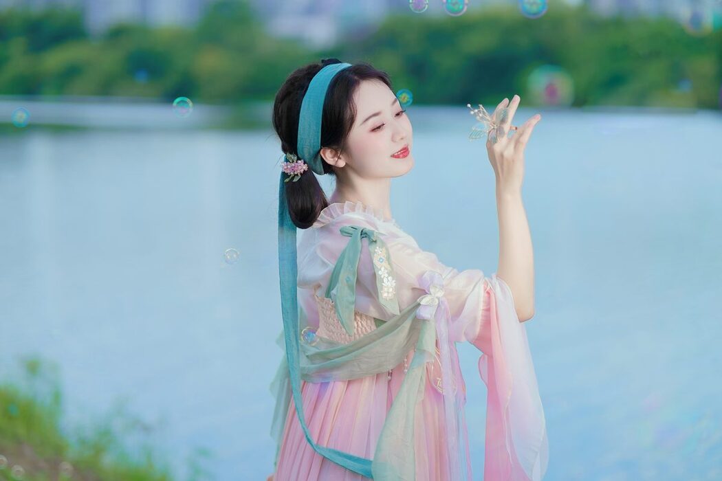 YiTuYu艺图语 Vol.5638 Shu Pian Yoyi
