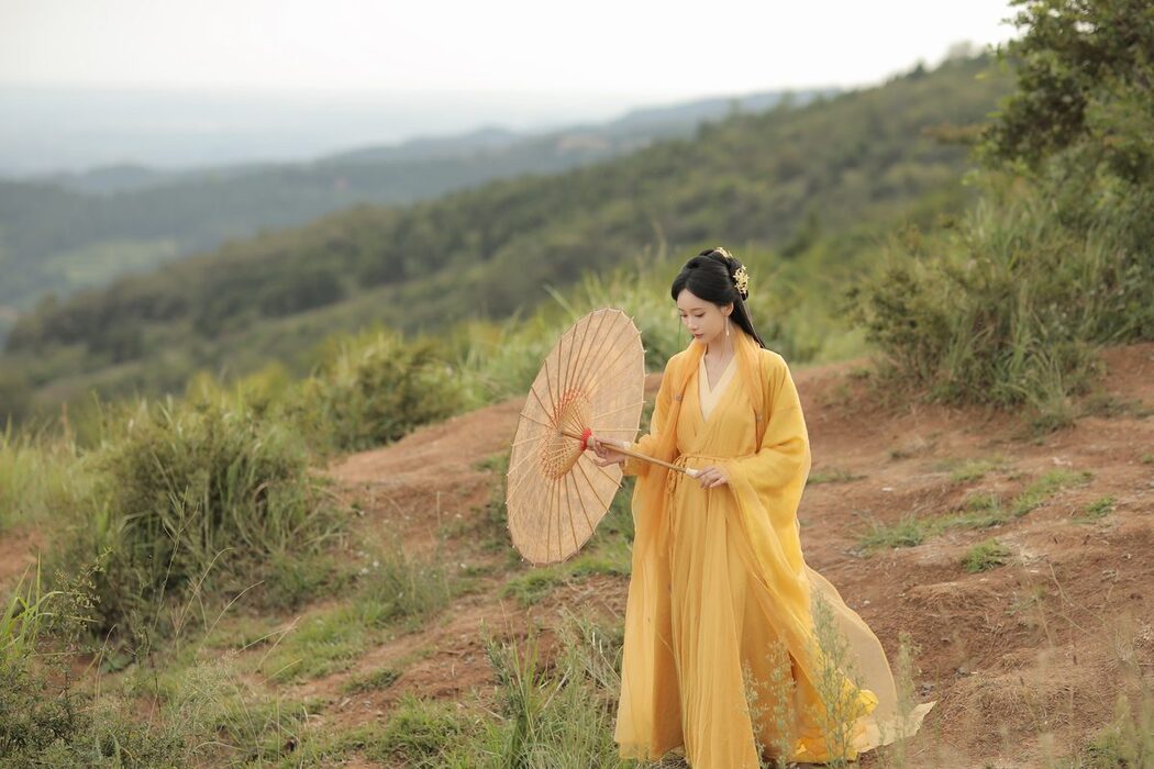 YiTuYu艺图语 Vol.5541 Jia Yue Yue Yue