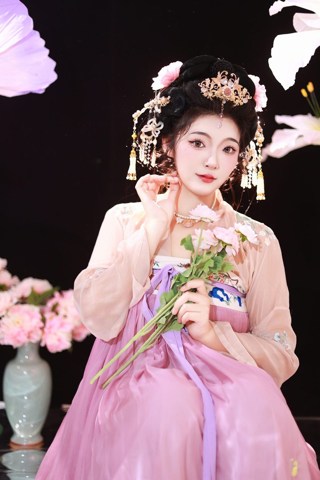 YiTuYu艺图语 Vol.5651 KaiLin Jiang