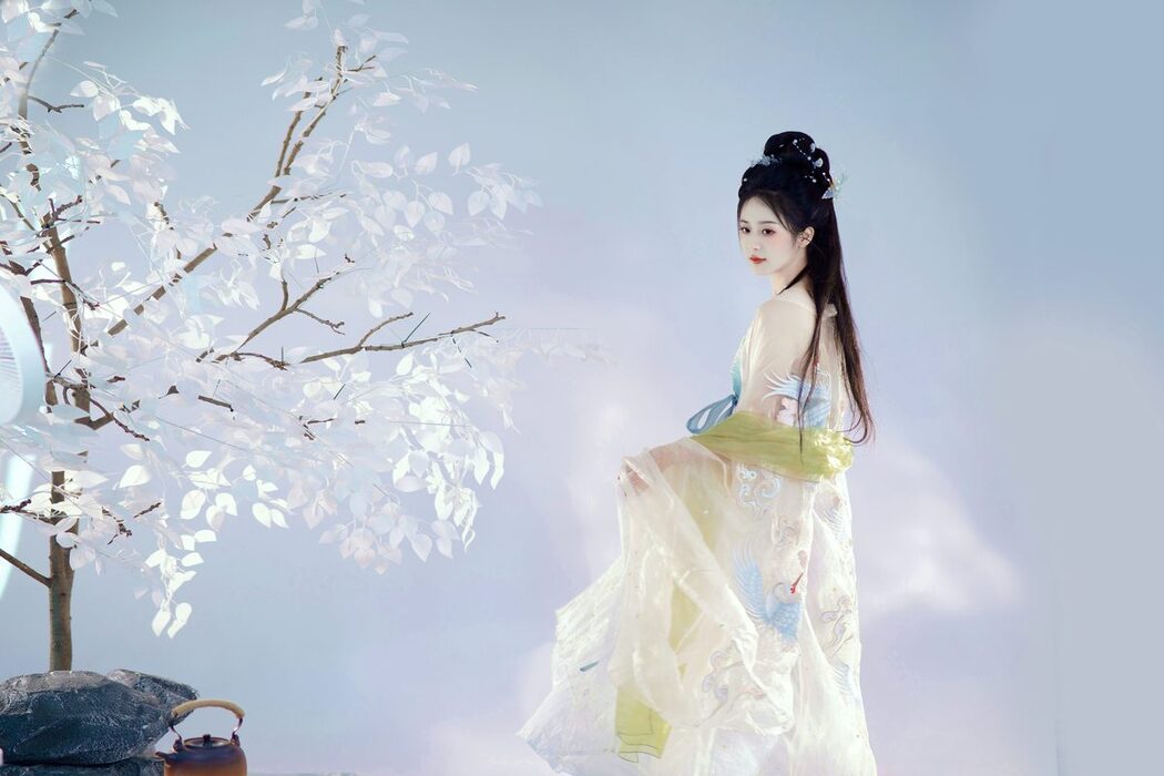 YiTuYu艺图语 Vol.5659 Shu Pian Yoyi