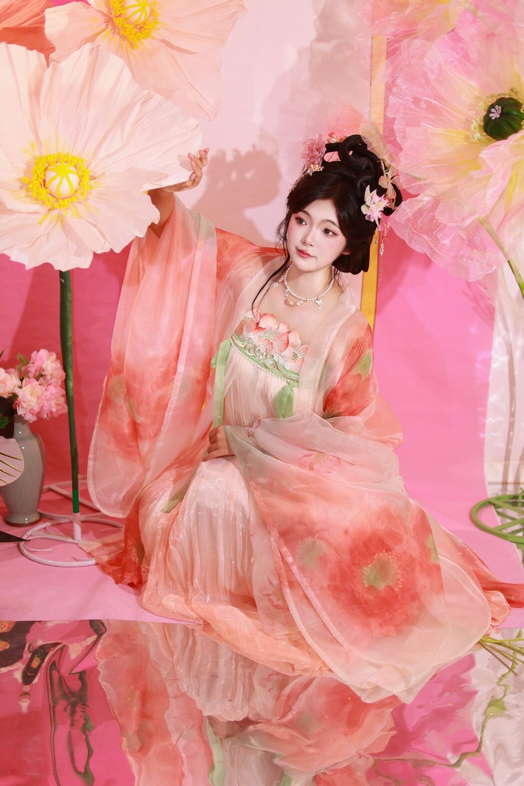 YiTuYu艺图语 Vol.5547 KaiLin Jiang