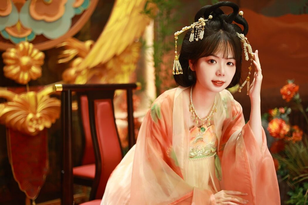 YiTuYu艺图语 Vol.5489 Mu Yan Se Cc