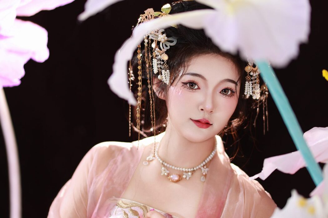YiTuYu艺图语 Vol.5575 KaiLin Jiang