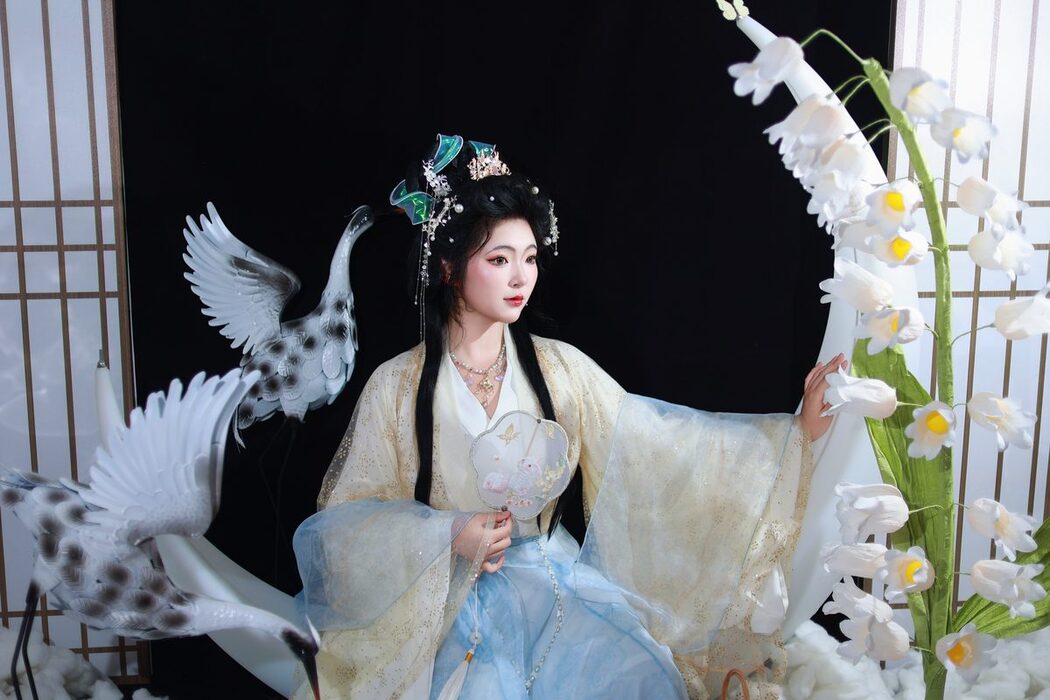 YiTuYu艺图语 Vol.5518 KaiLin Jiang
