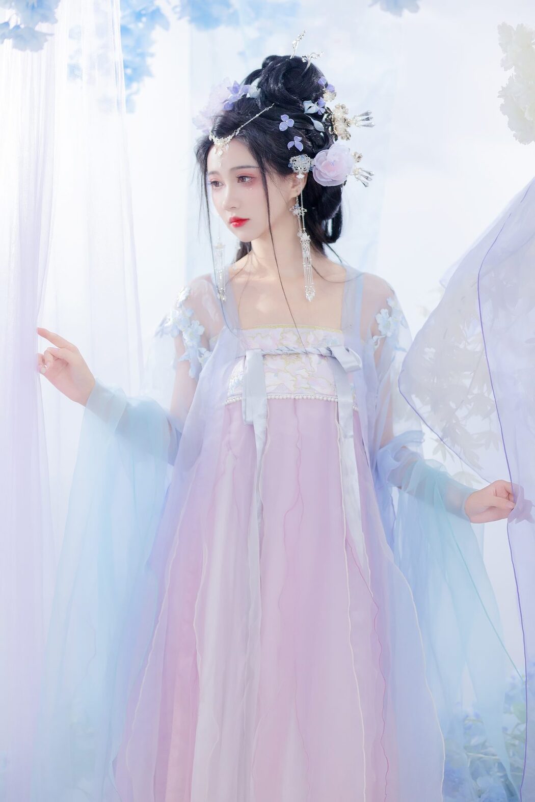YiTuYu艺图语 Vol.5599 Qi Luo Sheng De Xiao Su Su