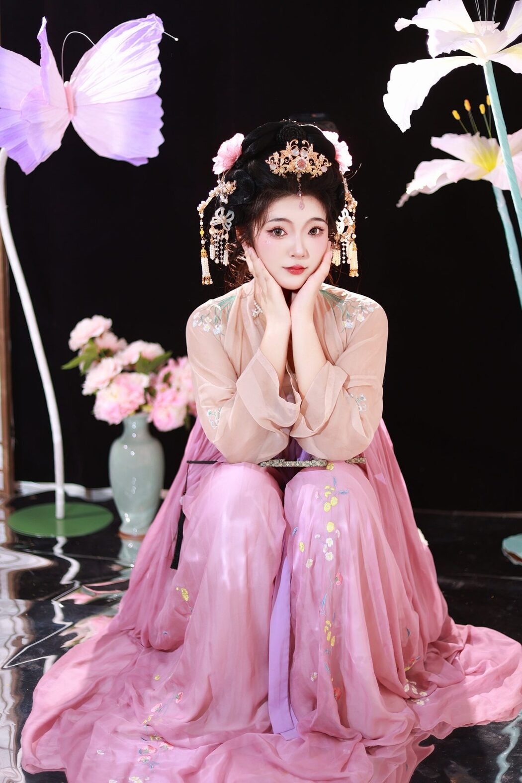 YiTuYu艺图语 Vol.5651 KaiLin Jiang