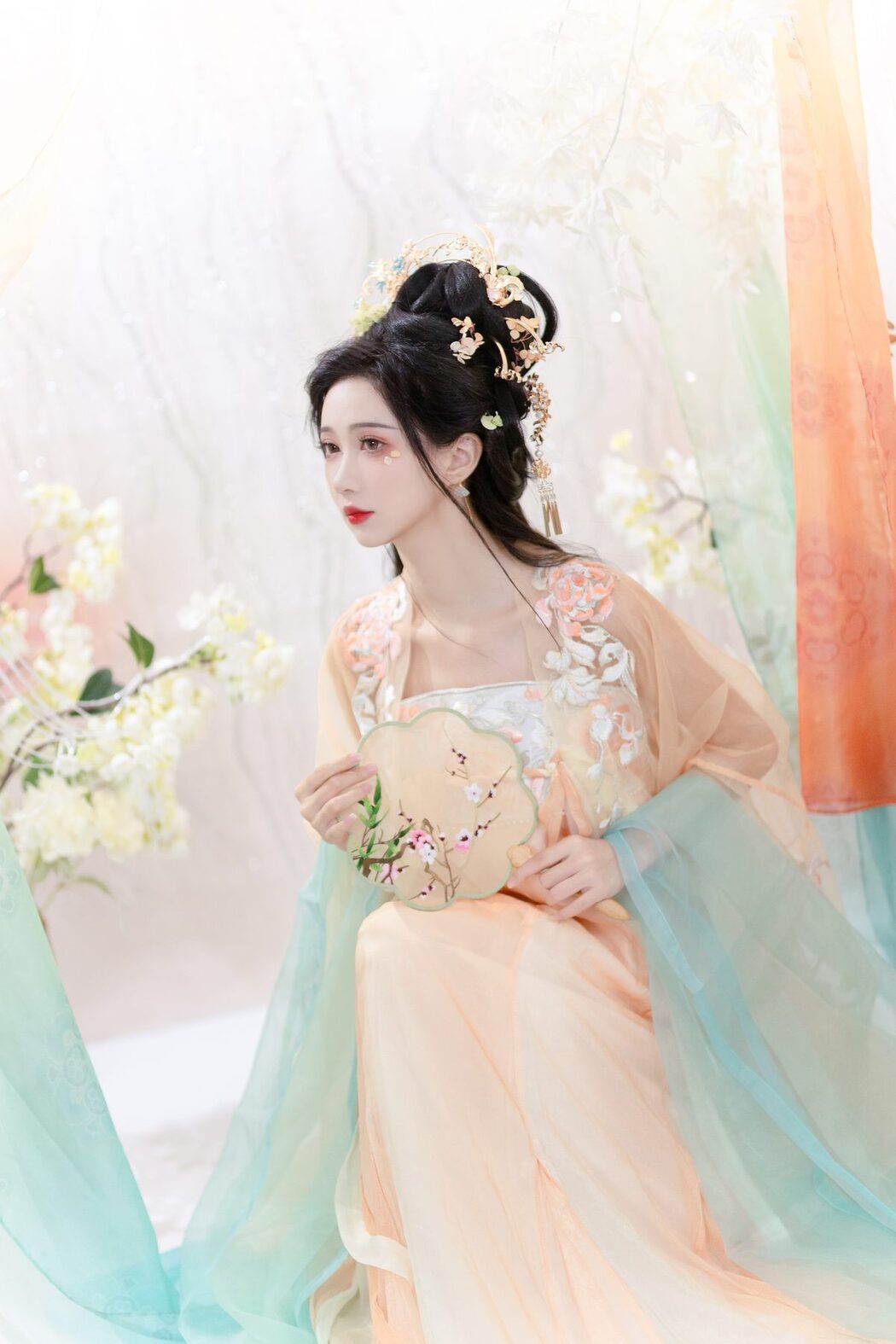 YiTuYu艺图语 Vol.5606 Qi Luo Sheng De Xiao Su Su