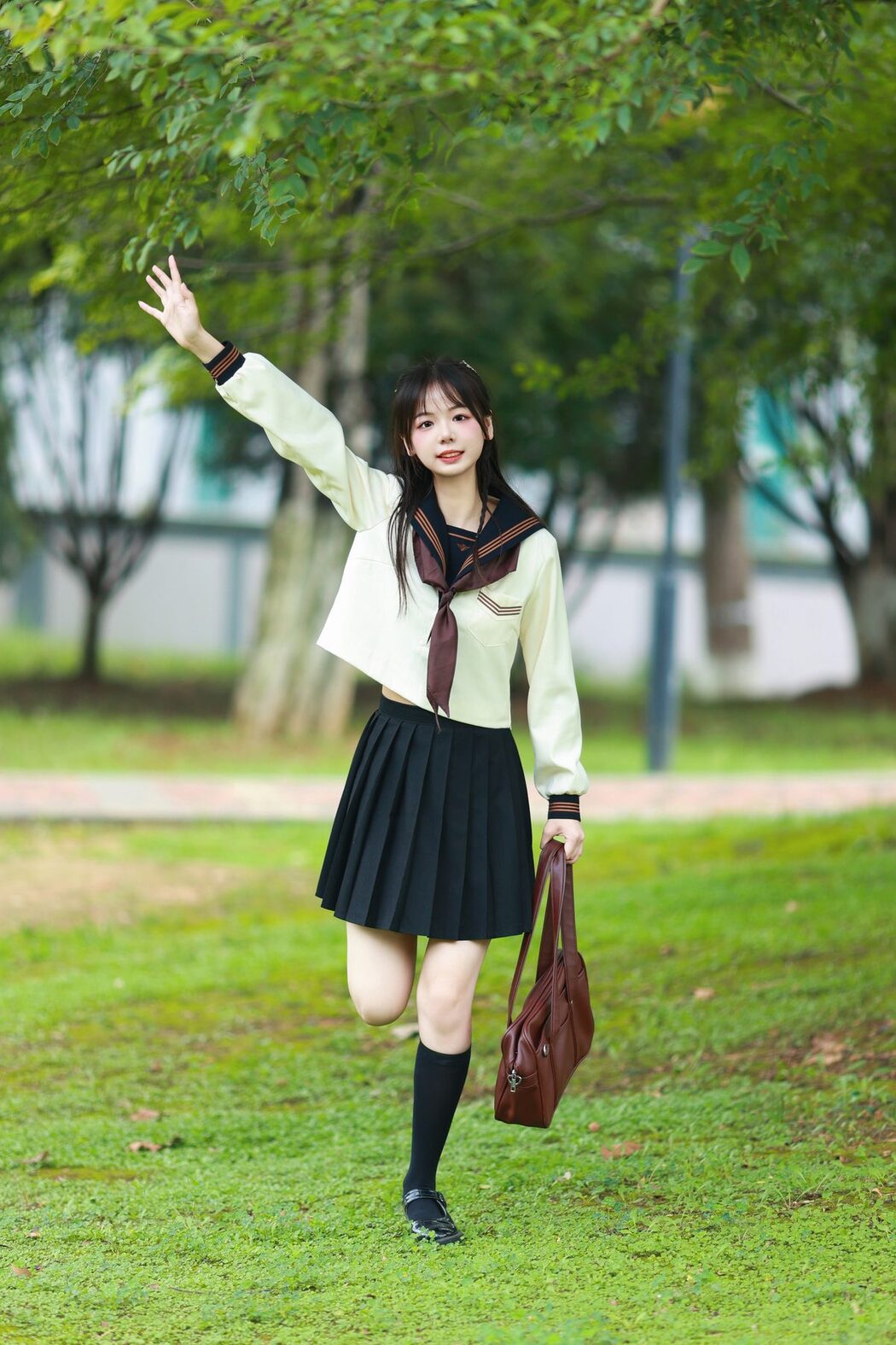YiTuYu艺图语 Vol.5613 Mu Yan Se Cc