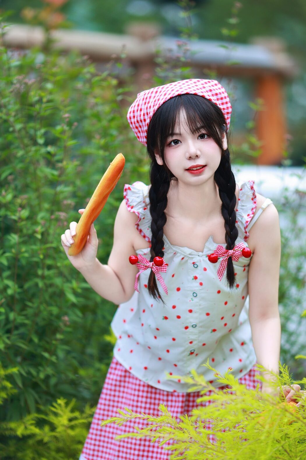 YiTuYu艺图语 Vol.5568 Mu Yan Se Cc