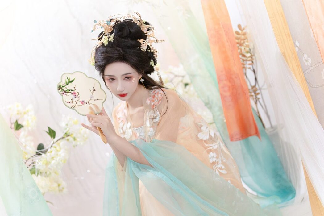 YiTuYu艺图语 Vol.5606 Qi Luo Sheng De Xiao Su Su