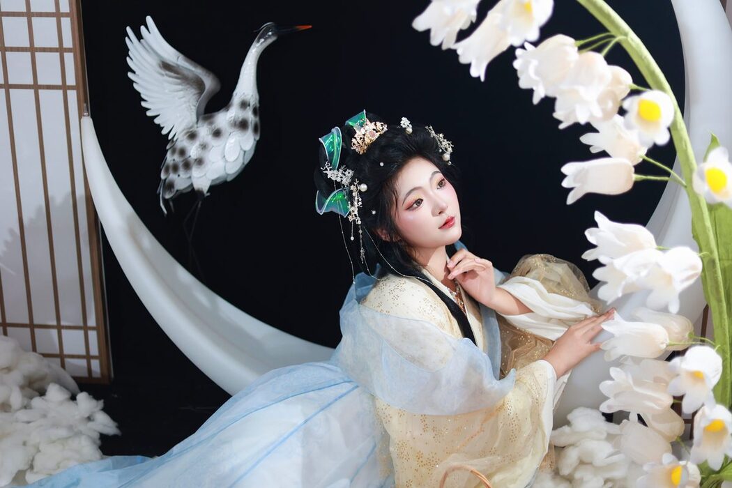 YiTuYu艺图语 Vol.5518 KaiLin Jiang