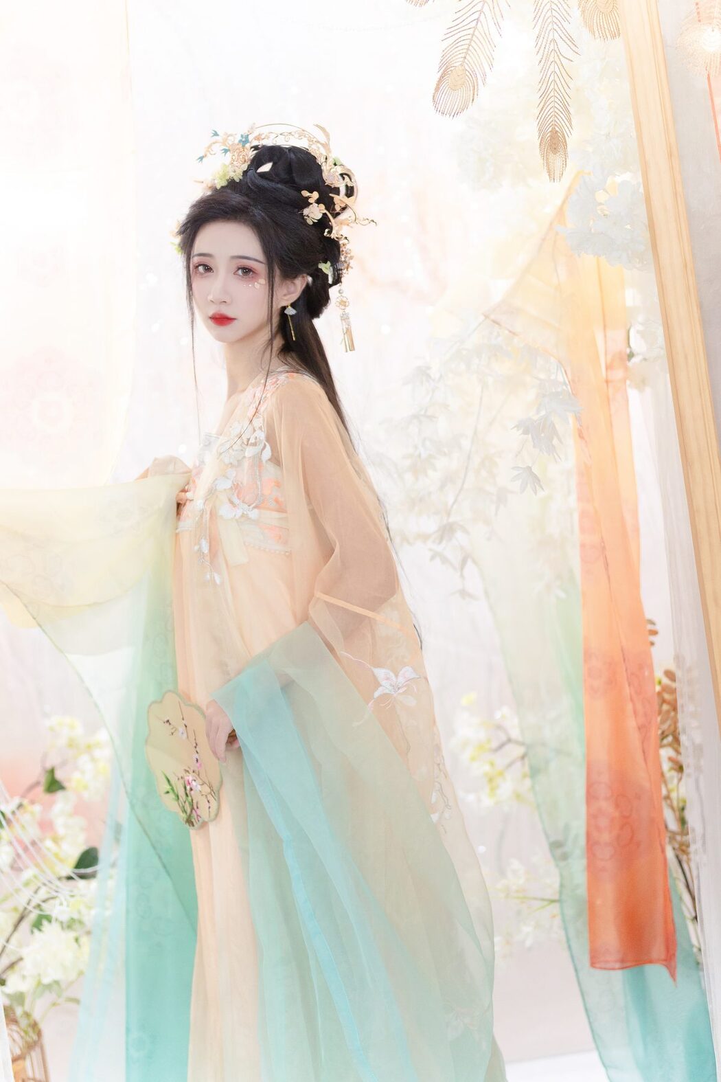 YiTuYu艺图语 Vol.5606 Qi Luo Sheng De Xiao Su Su
