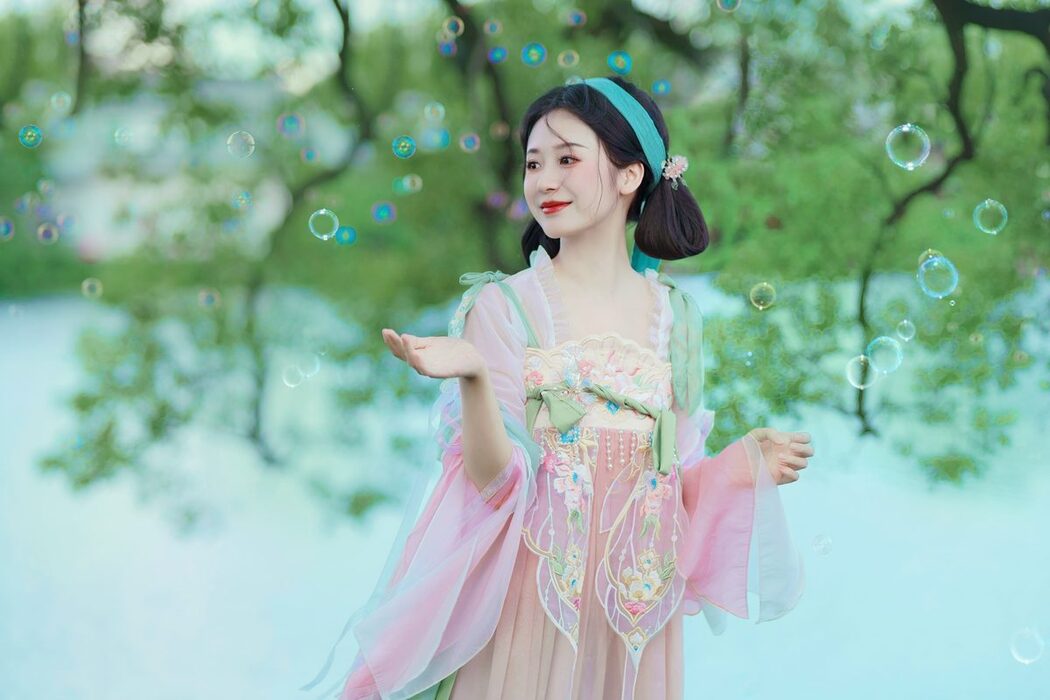 YiTuYu艺图语 Vol.5638 Shu Pian Yoyi