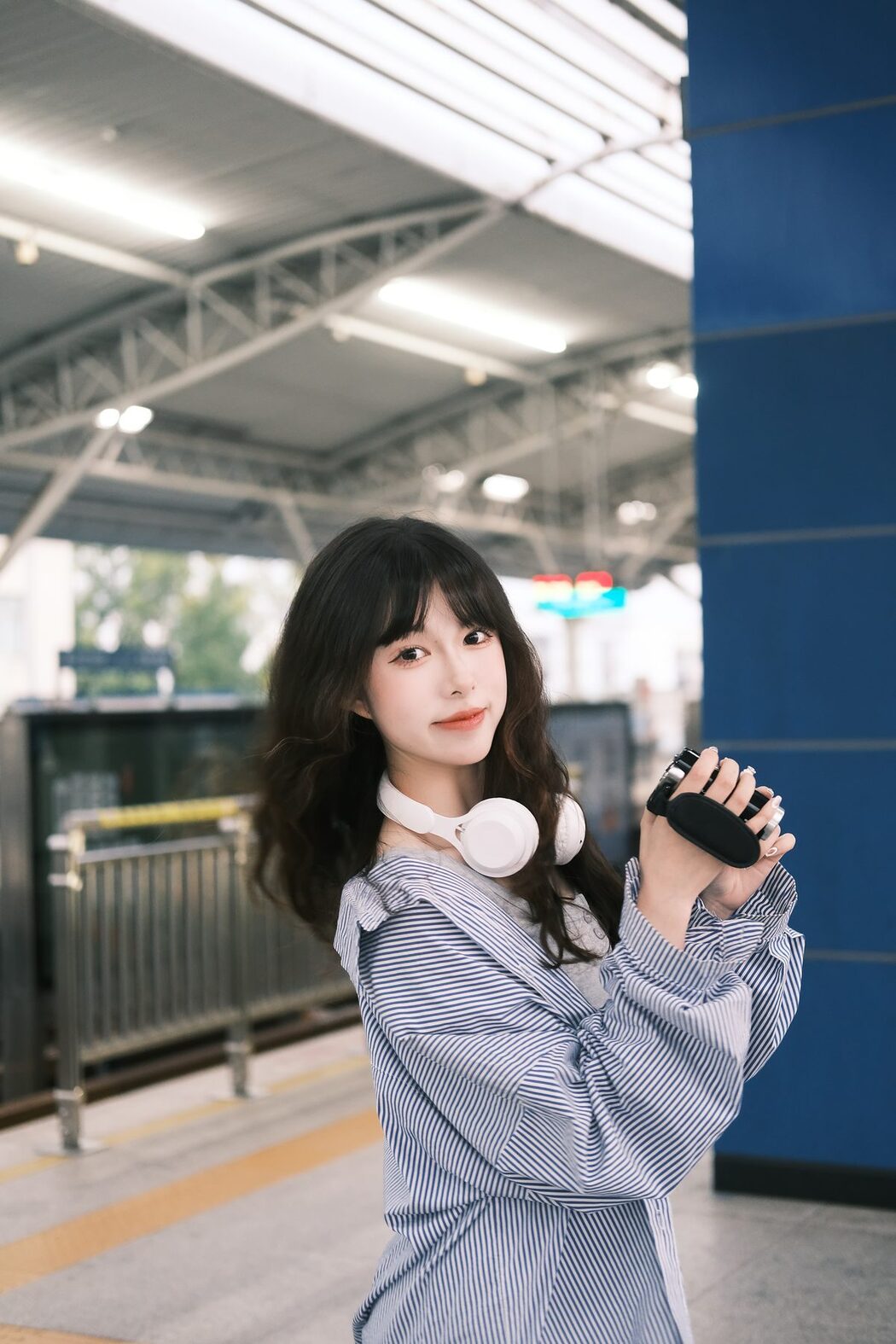 YiTuYu艺图语 Vol.5530 Lin Lin