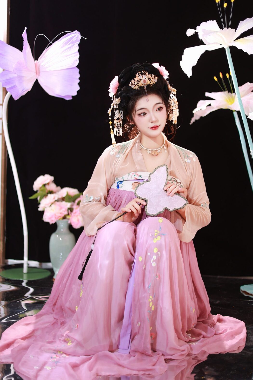 YiTuYu艺图语 Vol.5651 KaiLin Jiang