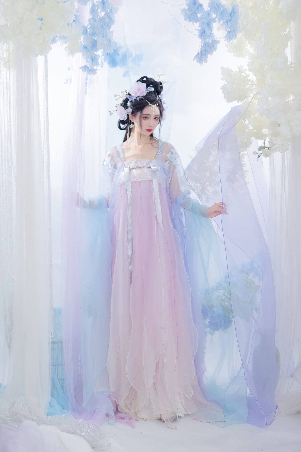YiTuYu艺图语 Vol.5599 Qi Luo Sheng De Xiao Su Su