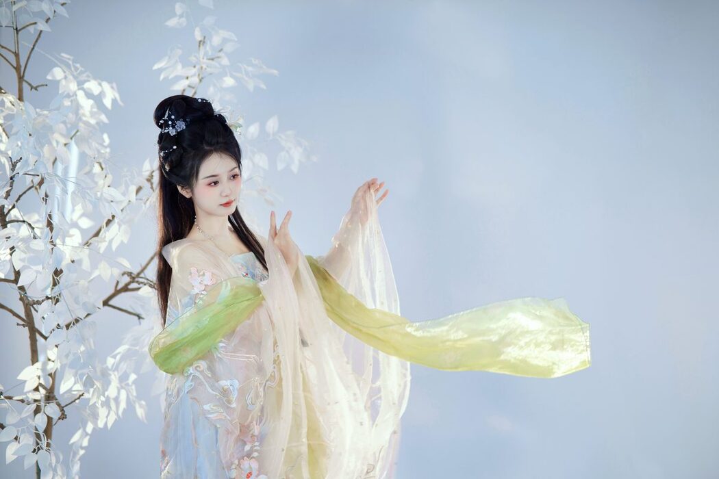 YiTuYu艺图语 Vol.5659 Shu Pian Yoyi