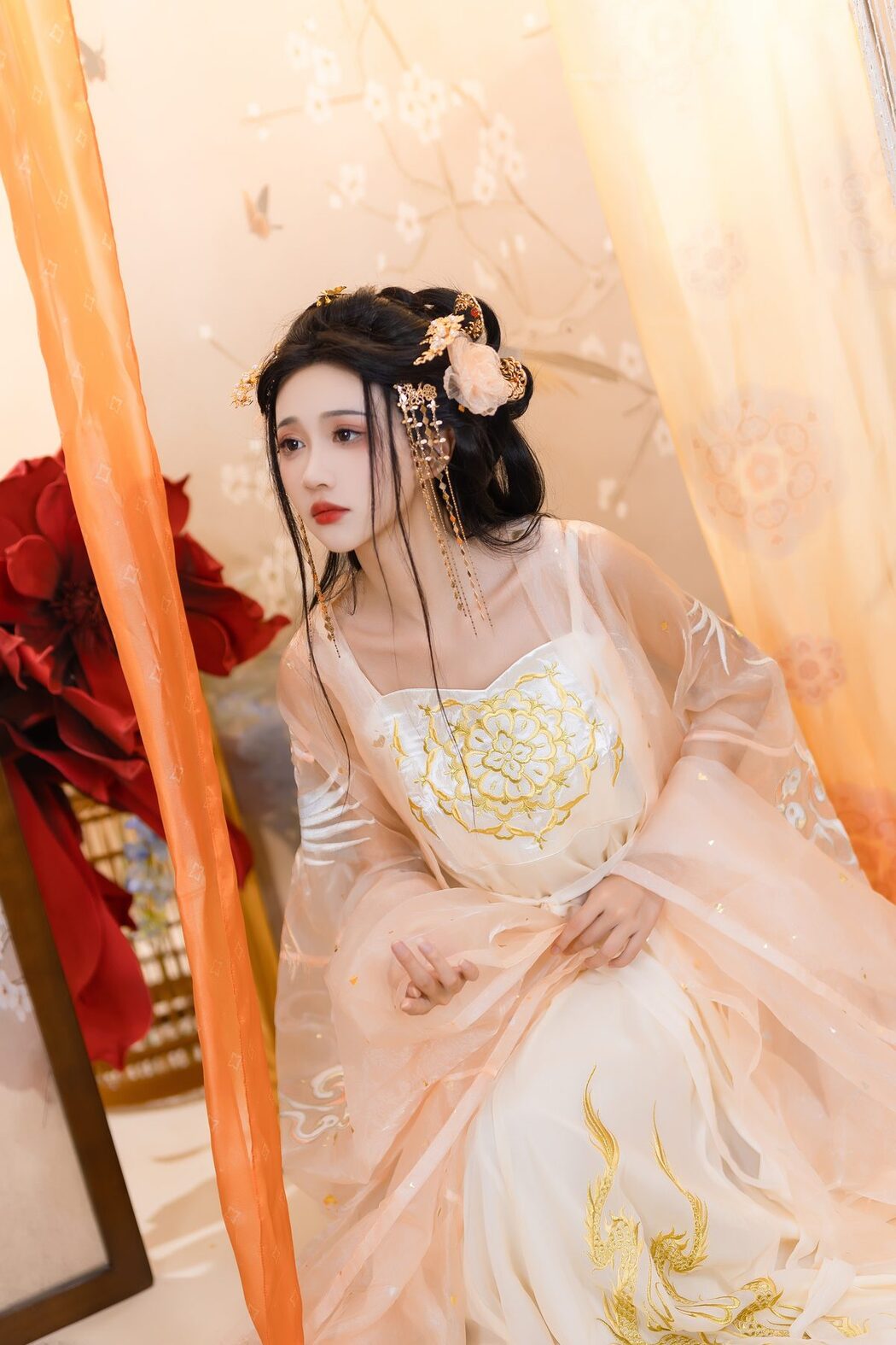 YiTuYu艺图语 Vol.5614 Qi Luo Sheng De Xiao Su Su