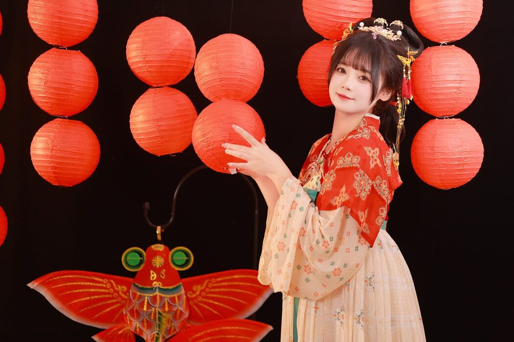 YiTuYu艺图语 Vol.5672 Shi Shi Shi Wo Han Han