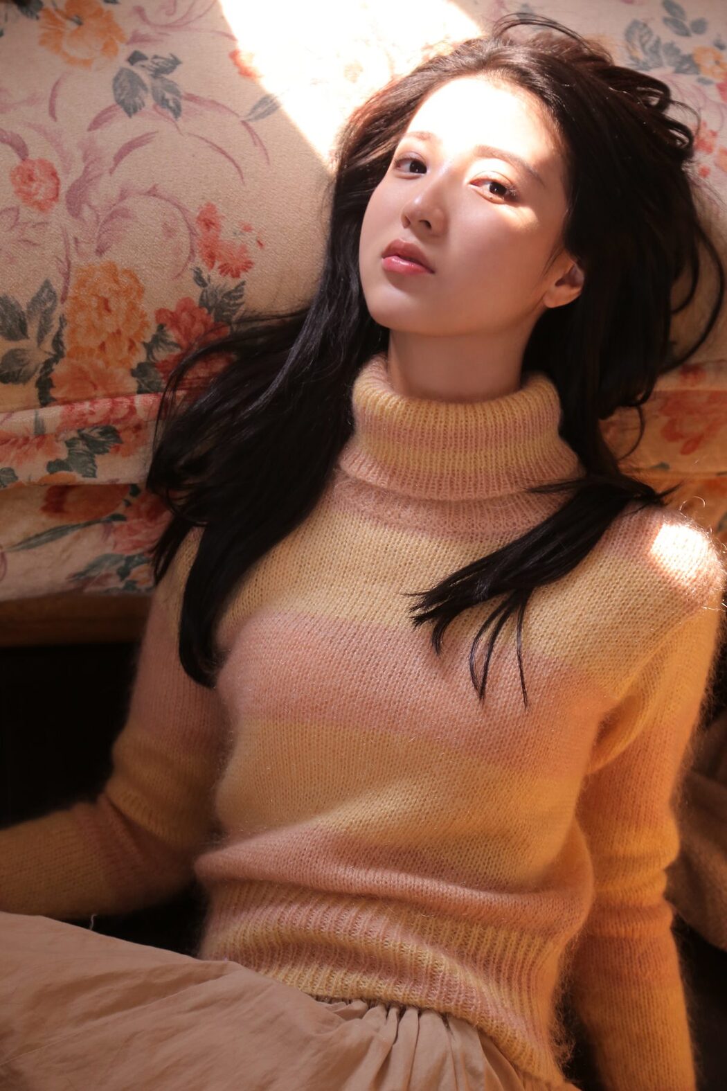 YiTuYu艺图语 Vol.5692 Jiu Jiu