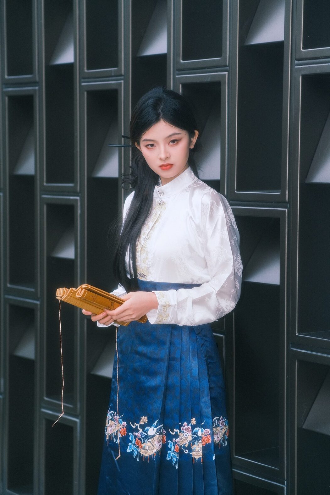 YiTuYu艺图语 Vol.5682 Zhang Zhang Bao