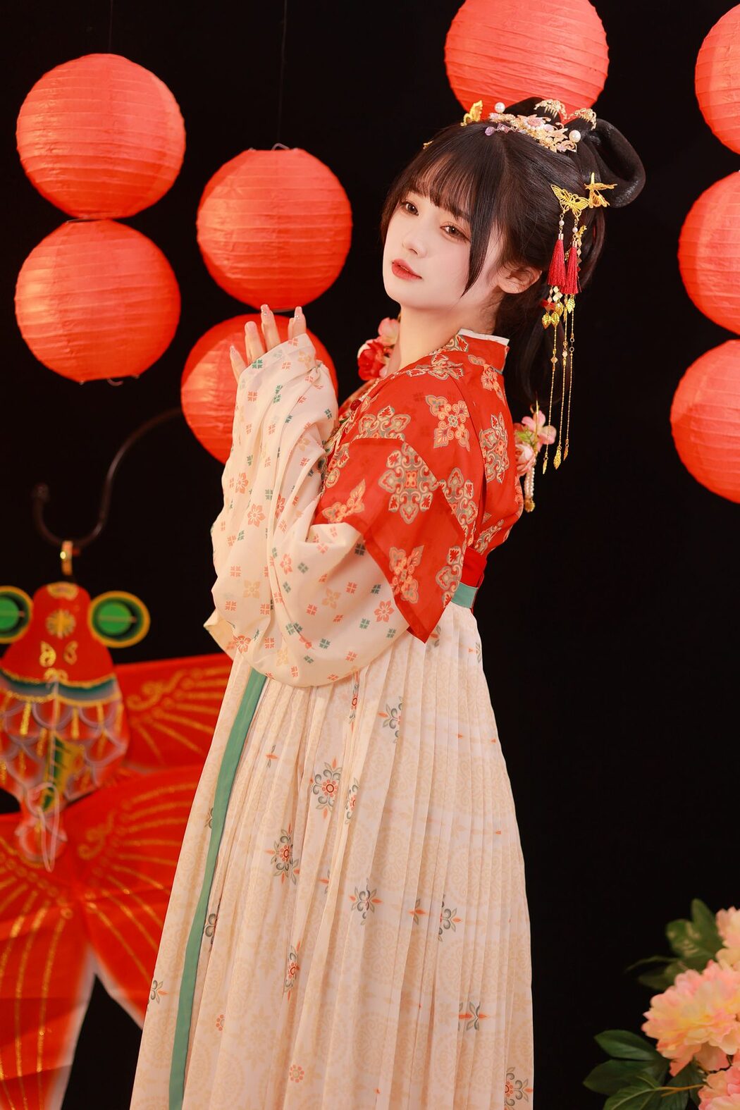 YiTuYu艺图语 Vol.5672 Shi Shi Shi Wo Han Han