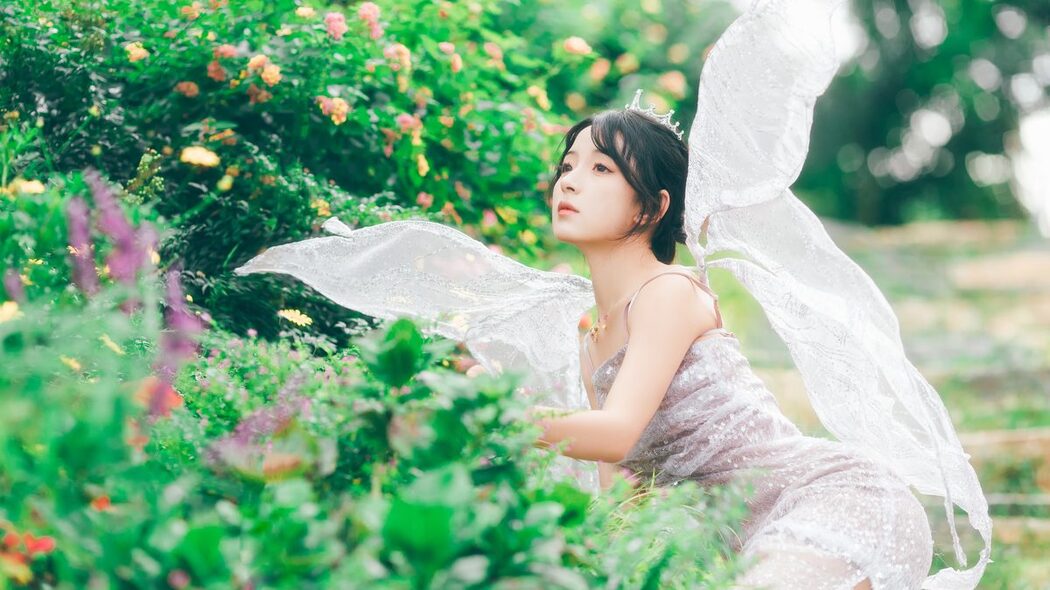 YiTuYu艺图语 Vol.5675 Min Zui Xiao Mo Xuan