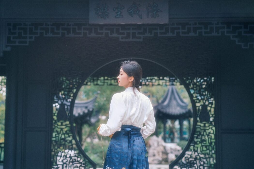 YiTuYu艺图语 Vol.5682 Zhang Zhang Bao