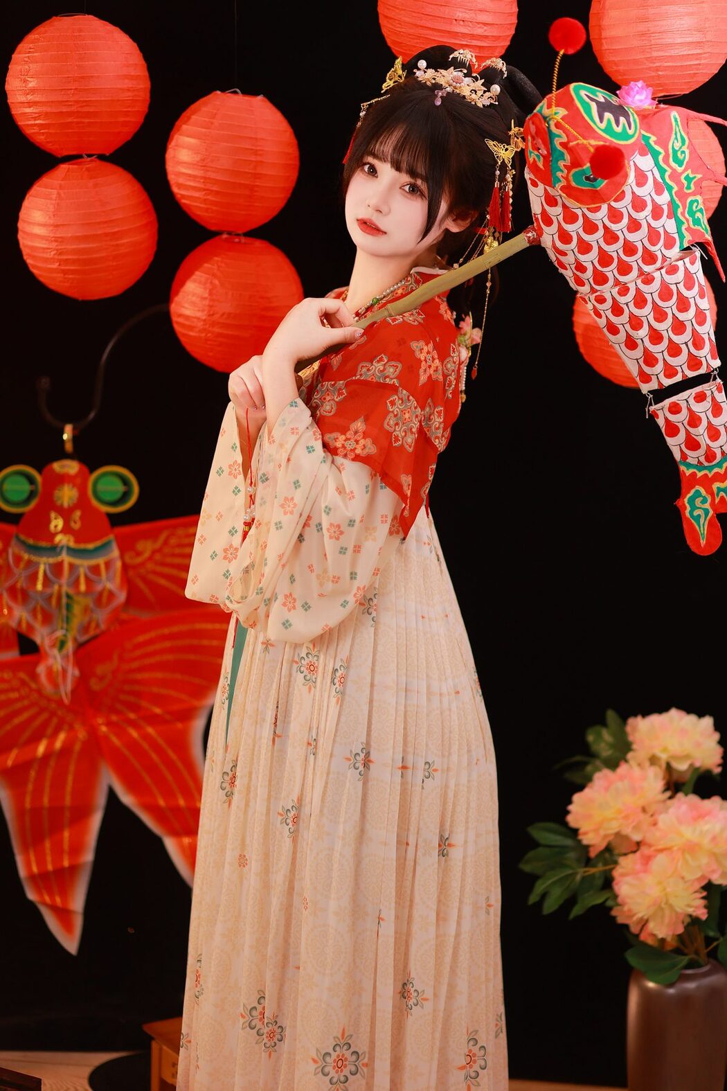 YiTuYu艺图语 Vol.5672 Shi Shi Shi Wo Han Han