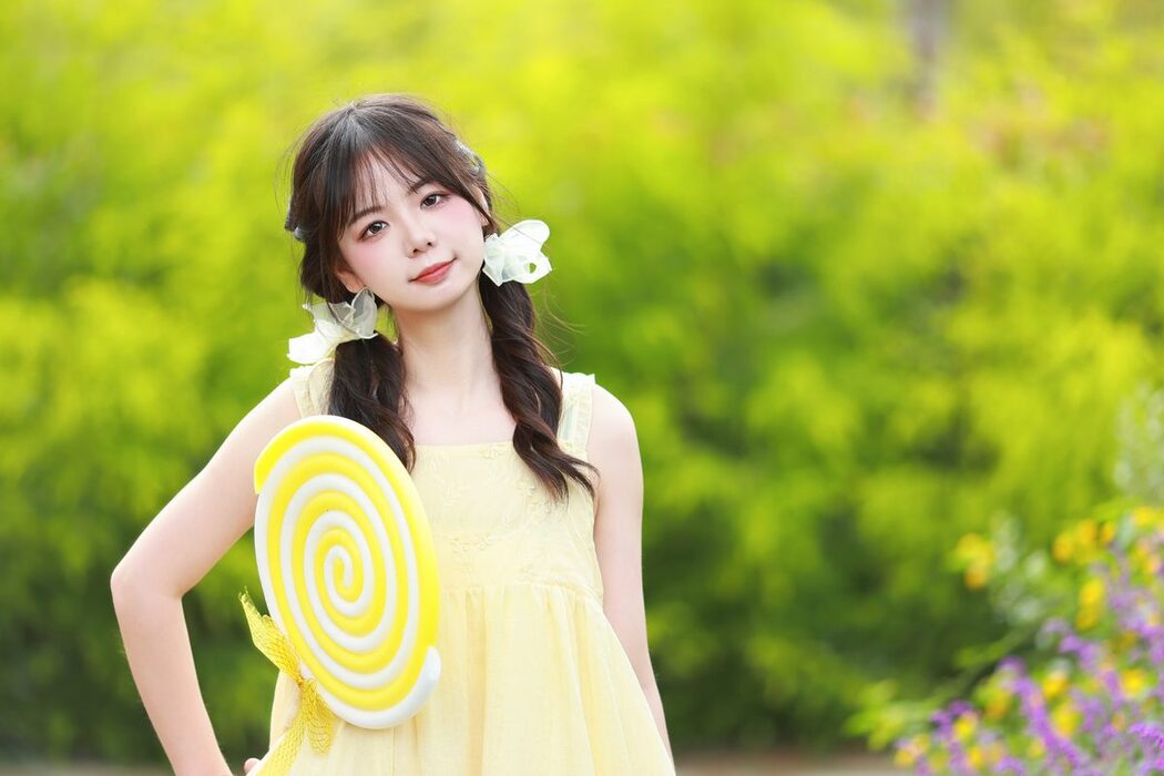 YiTuYu艺图语 Vol.5689 Mu Yan Se Cc