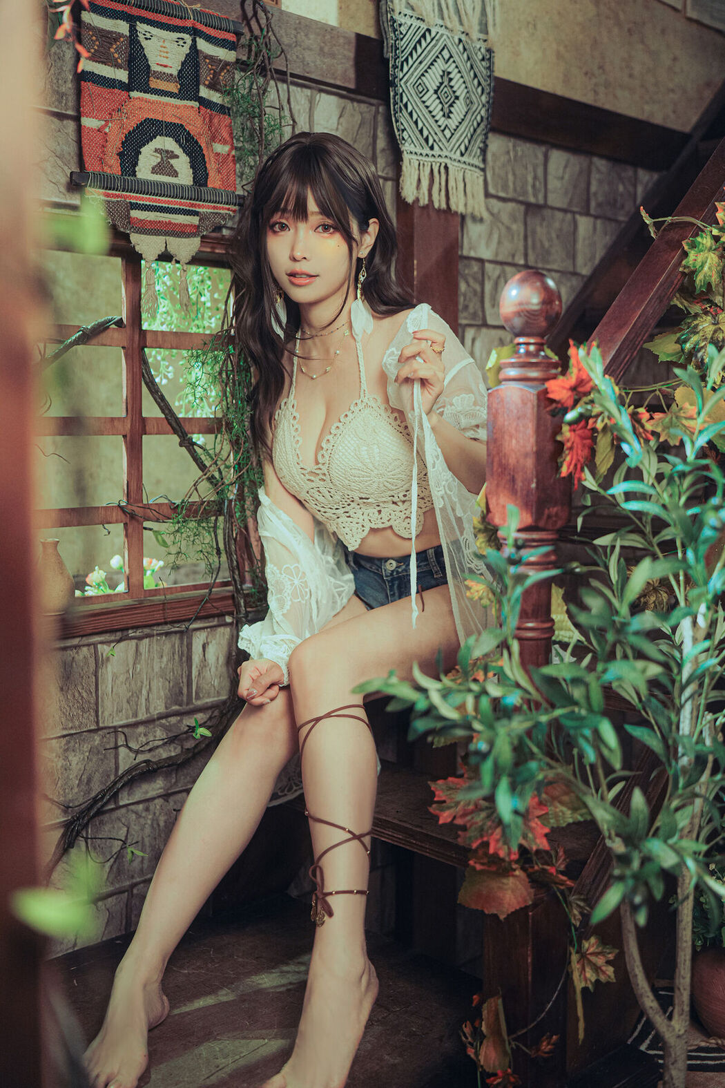 Coser@Ely_eee ElyEE子 – Secret Treehouse Escape (32P – 5V)