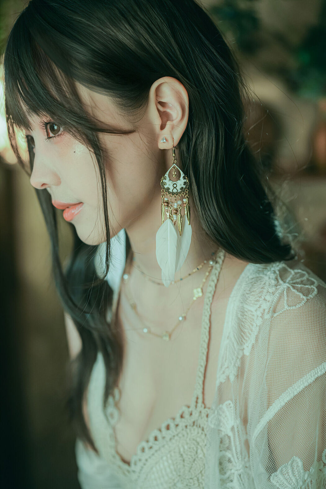 Coser@Ely_eee ElyEE子 – Secret Treehouse Escape (32P – 5V)
