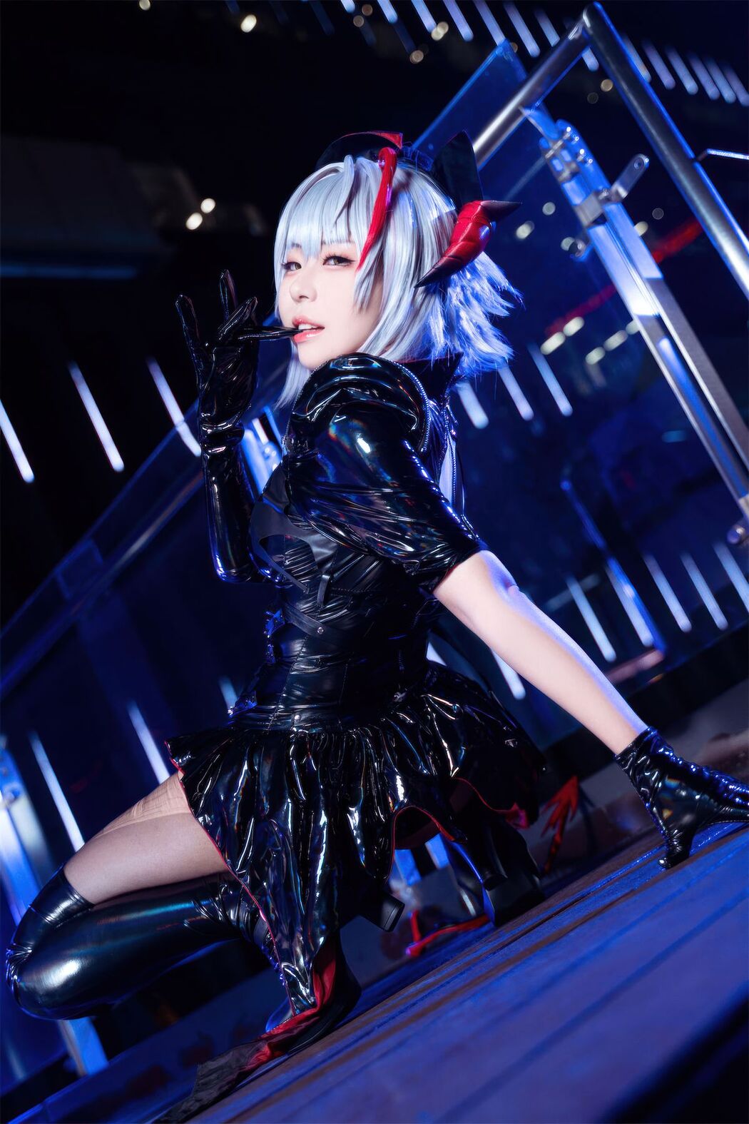 Coser@虎森森 &#8211; 明日方舟 W 怪盗 (31P)
