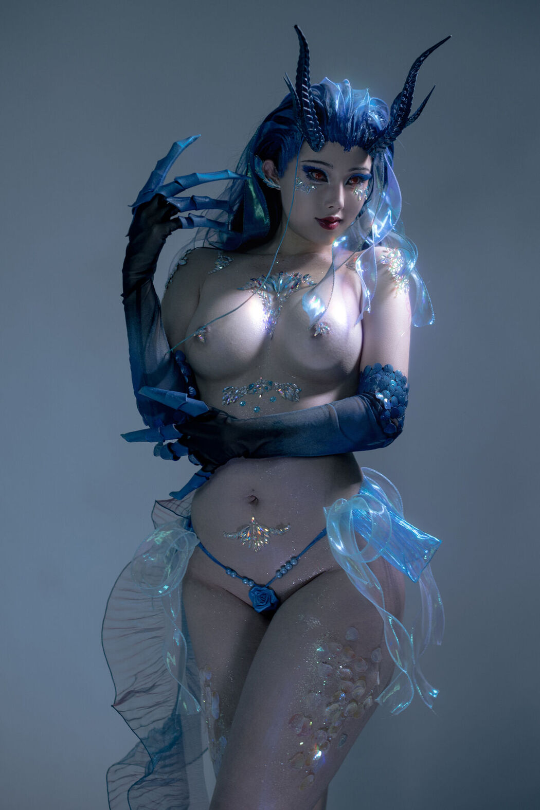 Coser@钛合金TiTi &#8211; 西海龙王 敖闰 (82P &#8211; 1V)