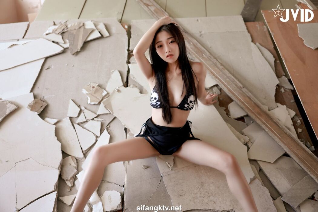 JVID Xiao Zhi Ma Ni Ni 小隻馬霓霓 – 廢墟開趴一絲不掛 性感調皮誘惑全裸無碼尺度毫無保留全解放 Part02 (54P)