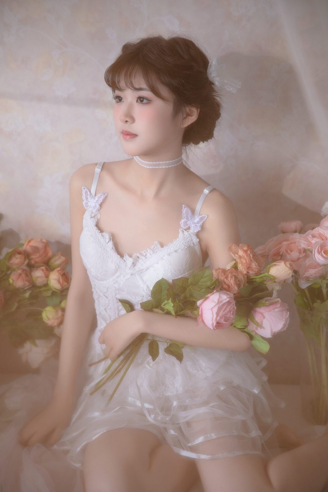 YiTuYu艺图语 Vol.5701 Yue Yue