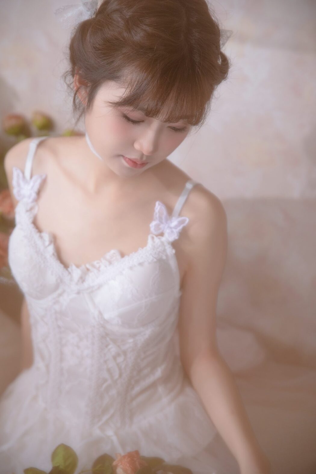 YiTuYu艺图语 Vol.5701 Yue Yue