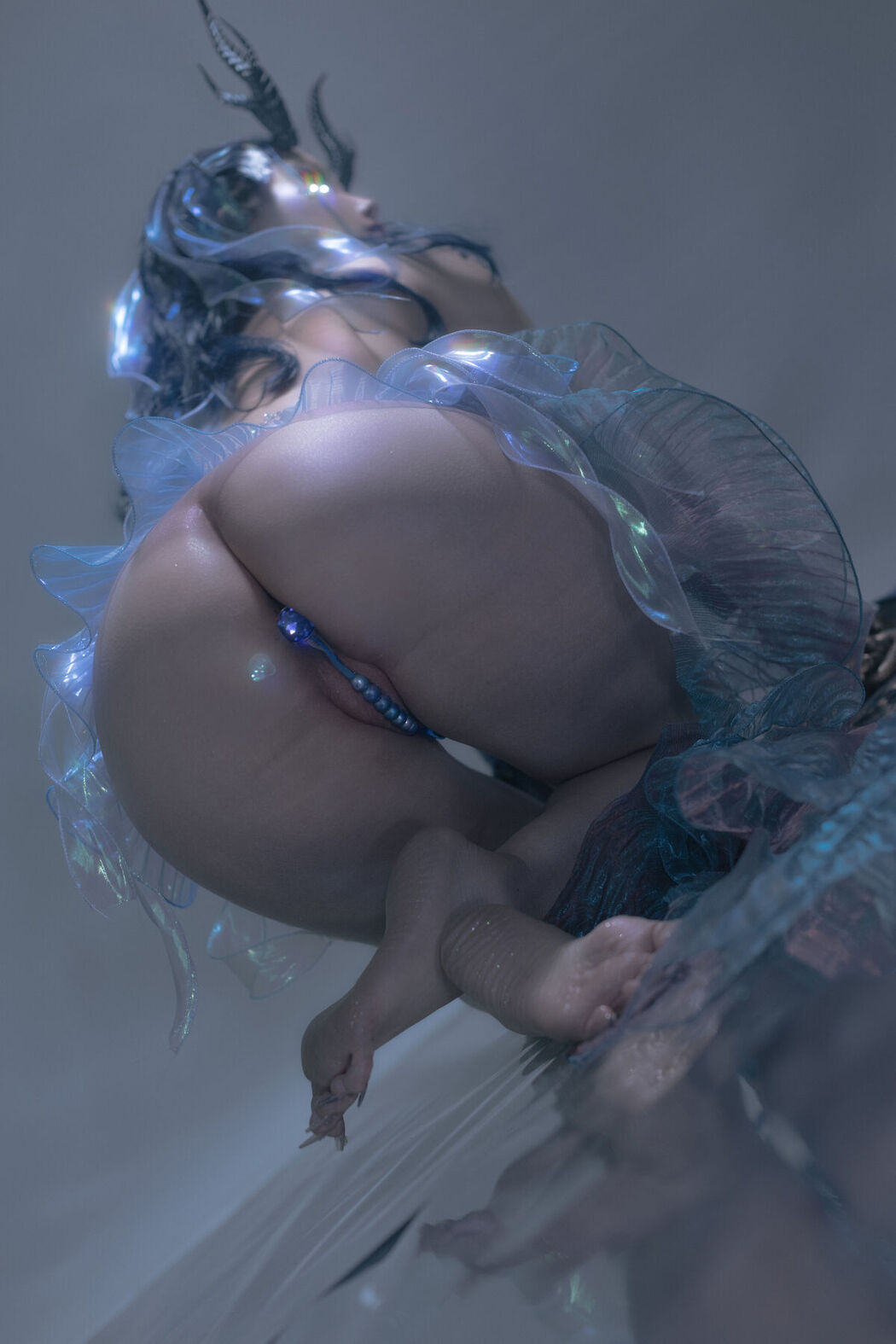Coser@钛合金TiTi &#8211; 西海龙王 敖闰 (82P &#8211; 1V)