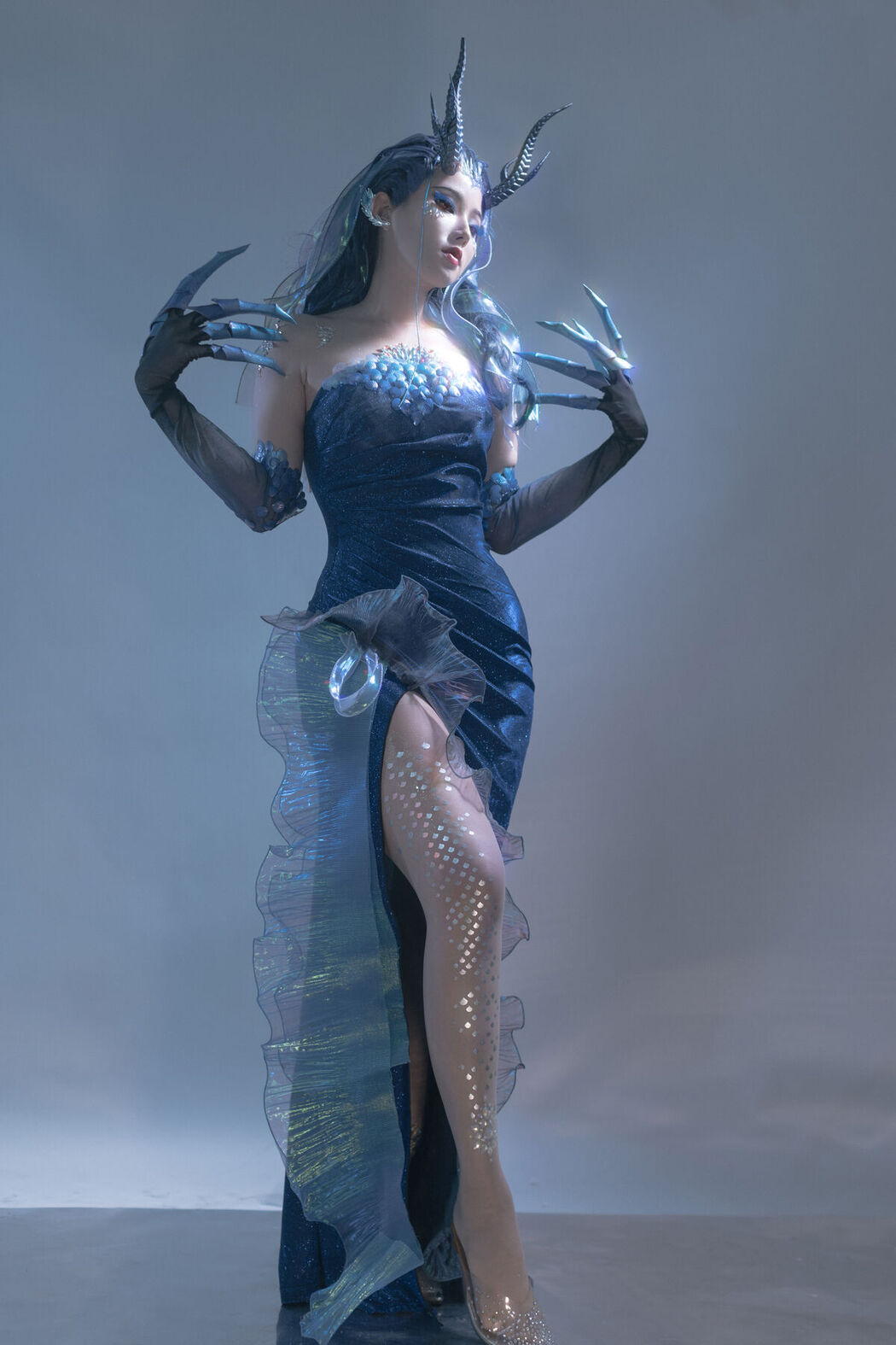 Coser@钛合金TiTi &#8211; 西海龙王 敖闰 (82P &#8211; 1V)