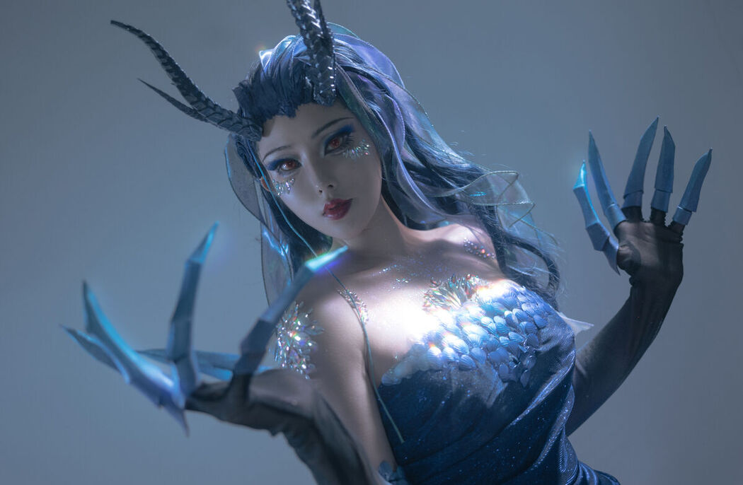 Coser@钛合金TiTi &#8211; 西海龙王 敖闰 (82P &#8211; 1V)
