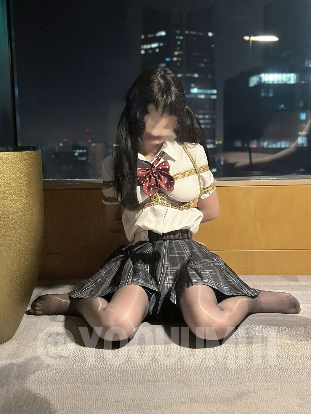 Coser@优米 – 新作JK露出 男厕户外露出 Part2 (62P)