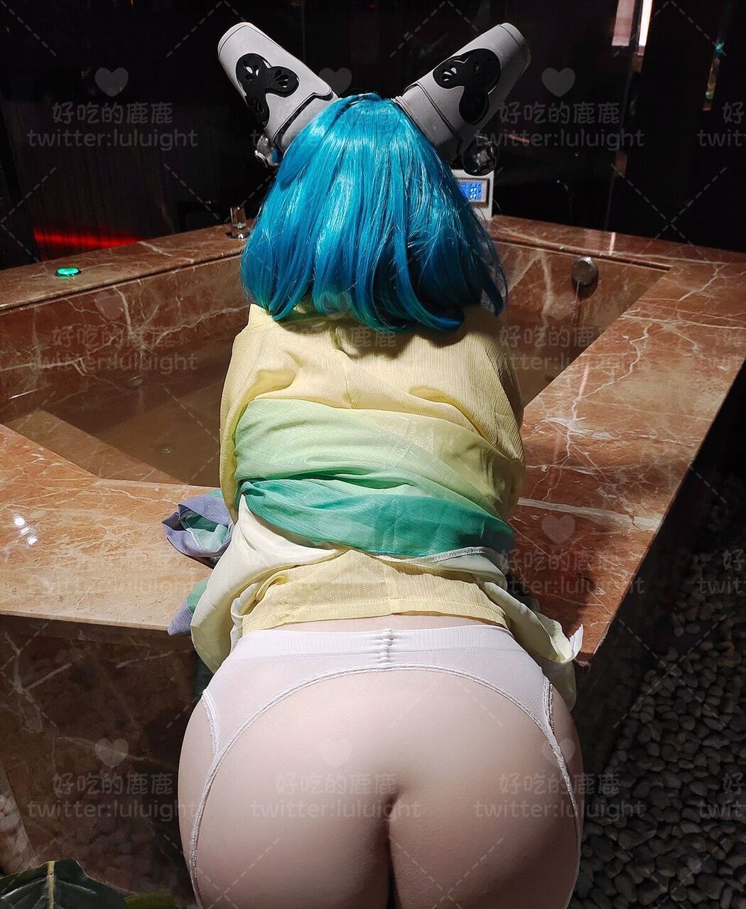 Coser@好吃的鹿鹿 And luluight – 顶级Cos白虎萝莉 私拍福利 Part03 (61P)