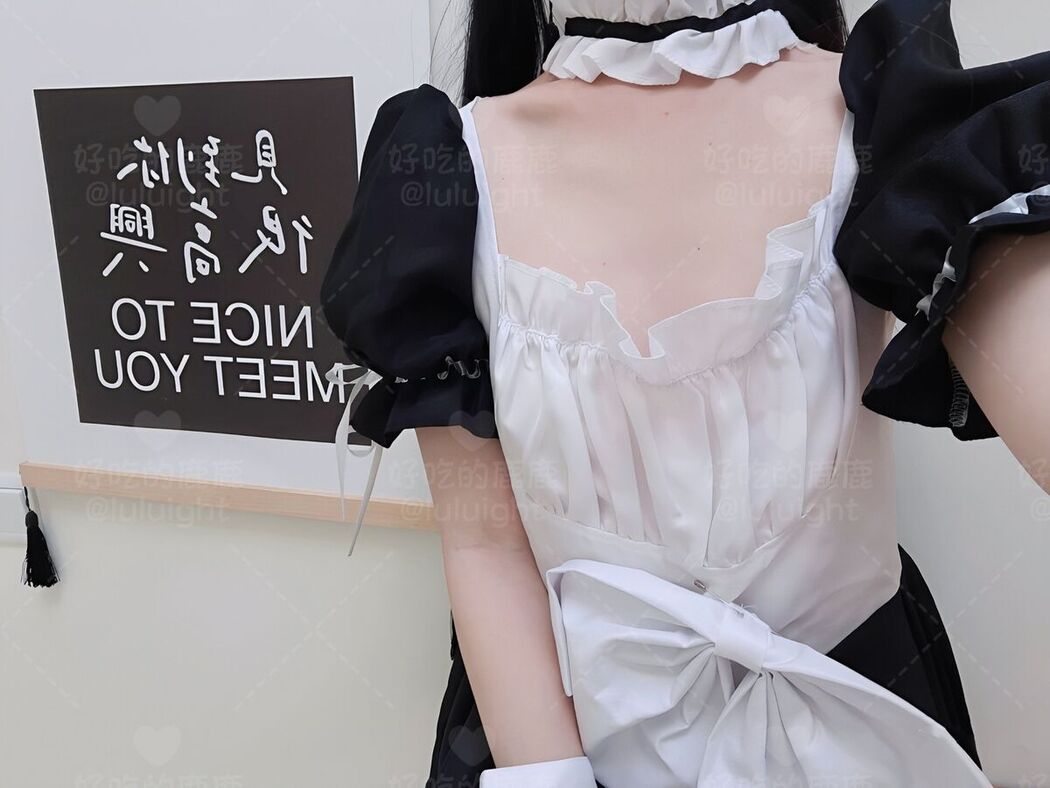 Coser@好吃的鹿鹿 And luluight – 顶级Cos白虎萝莉 私拍福利 Part03 (61P)