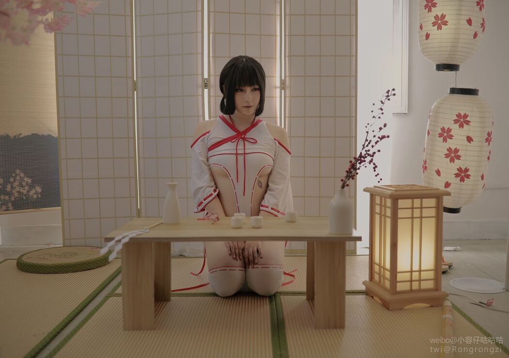 Coser@小容仔咕咕咕w – 巫女系列 恶灵退散 (53P – 1V)