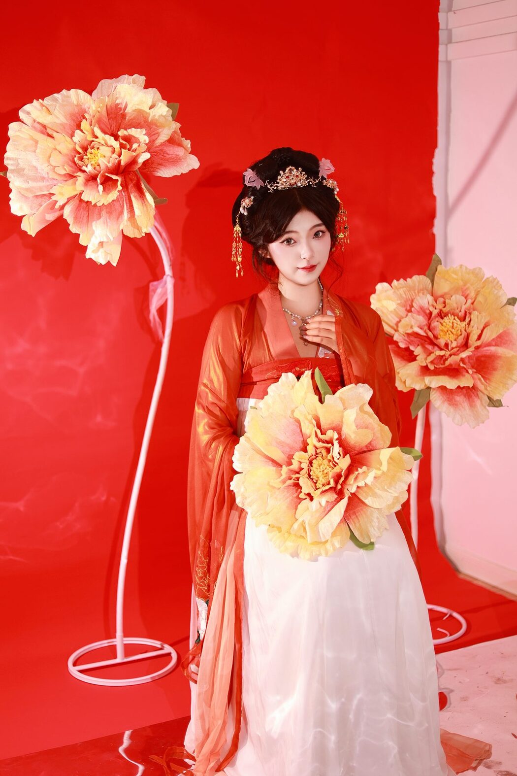 YiTuYu艺图语 Vol.5711 KaiLin Jiang